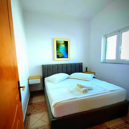 Vera Aparthotel *